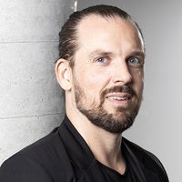 Dr Daniel Schlagwein